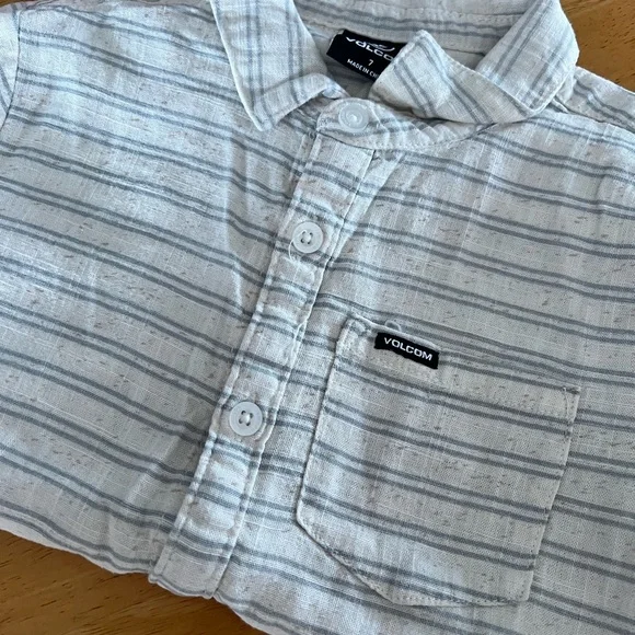 Volcom Light Gray Striped Button Down Shirt - Picture 3 of 5